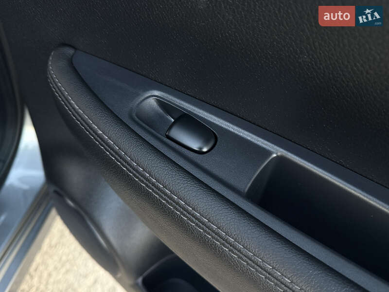 Позашляховик / Кросовер Nissan Qashqai 2015 в Трускавці фото 60 Позашляховик / Кросовер Nissan Qashqai 2015 в Трускавці