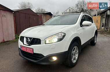 Позашляховик / Кросовер Nissan Qashqai 2011 в Житомирі