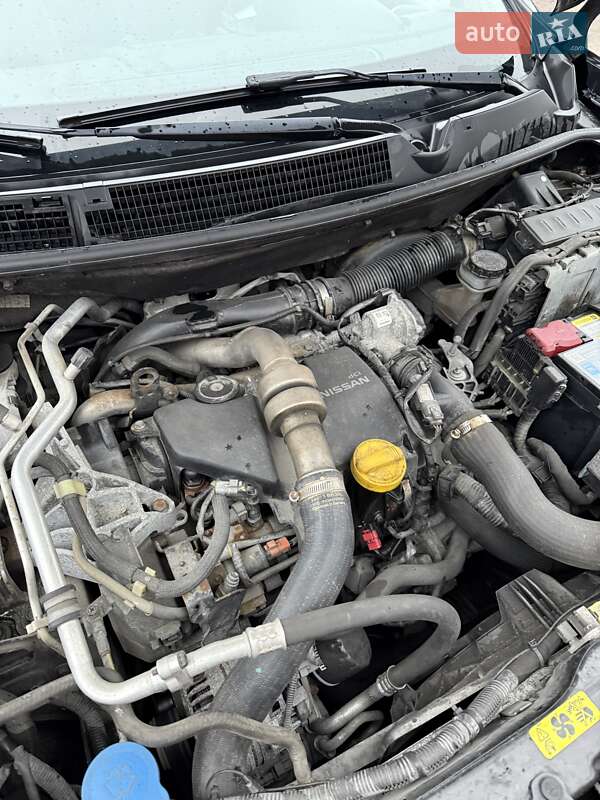 Позашляховик / Кросовер Nissan Qashqai 2011 в Сумах