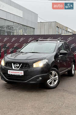Позашляховик / Кросовер Nissan Qashqai 2011 в Сумах