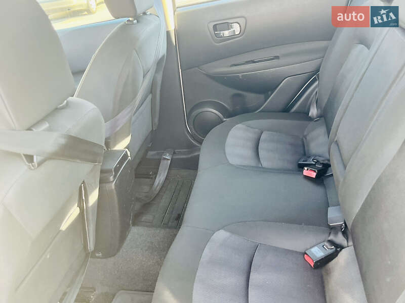 Внедорожник / Кроссовер Nissan Qashqai 2011 в Нежине