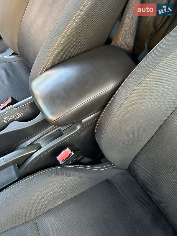 Внедорожник / Кроссовер Nissan Qashqai 2013 в Киеве фото 11 Внедорожник / Кроссовер Nissan Qashqai 2013 в Киеве