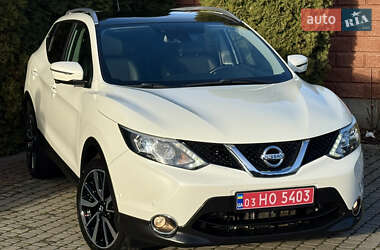 Позашляховик / Кросовер Nissan Qashqai 2016 в Рівному
