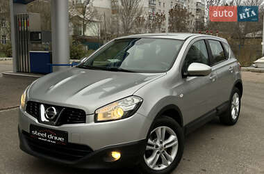 Внедорожник / Кроссовер Nissan Qashqai 2013 в Николаеве