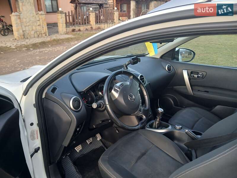 Внедорожник / Кроссовер Nissan Qashqai 2011 в Ивано-Франковске фото 5 Внедорожник / Кроссовер Nissan Qashqai 2011 в Ивано-Франковске