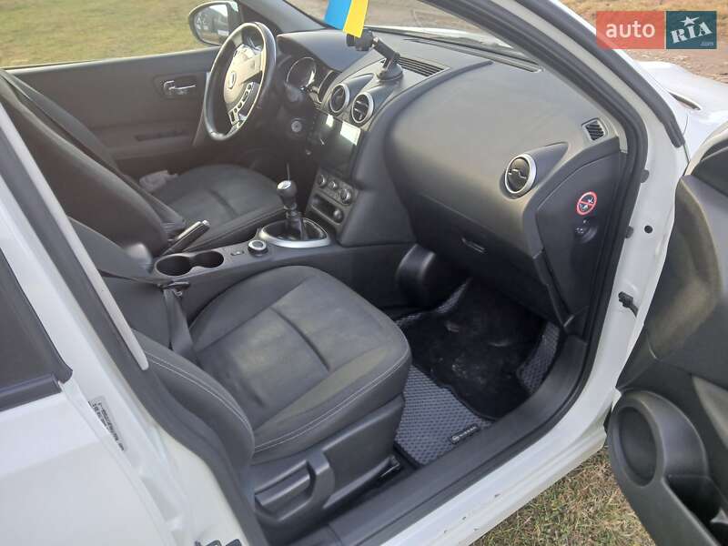 Внедорожник / Кроссовер Nissan Qashqai 2011 в Ивано-Франковске фото 8 Внедорожник / Кроссовер Nissan Qashqai 2011 в Ивано-Франковске