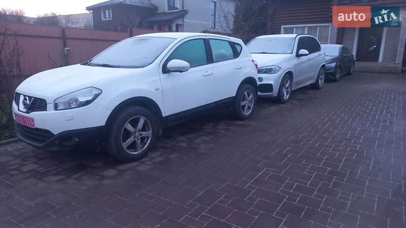 Внедорожник / Кроссовер Nissan Qashqai 2012 в Нововолынске