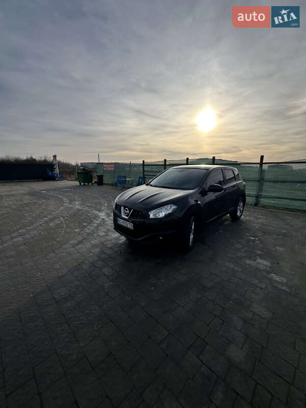 Внедорожник / Кроссовер Nissan Qashqai 2011 в Львове