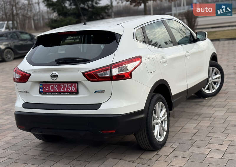 Внедорожник / Кроссовер Nissan Qashqai 2015 в Ивано-Франковске фото 4 Внедорожник / Кроссовер Nissan Qashqai 2015 в Ивано-Франковске