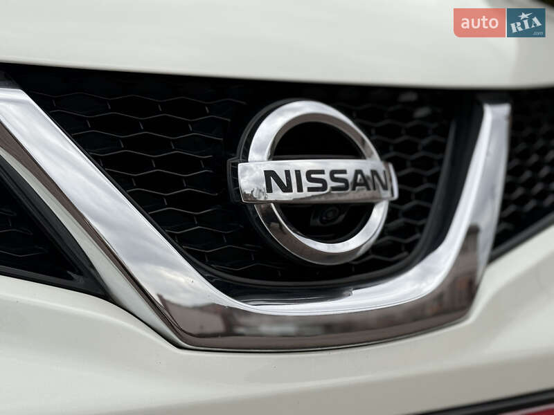 Позашляховик / Кросовер Nissan Qashqai 2015 в Стрию