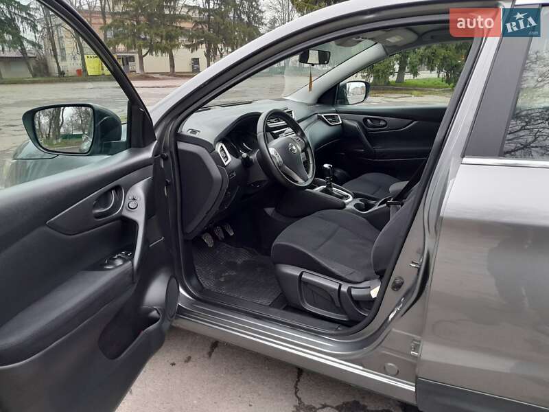 Внедорожник / Кроссовер Nissan Qashqai 2014 в Новоархангельске