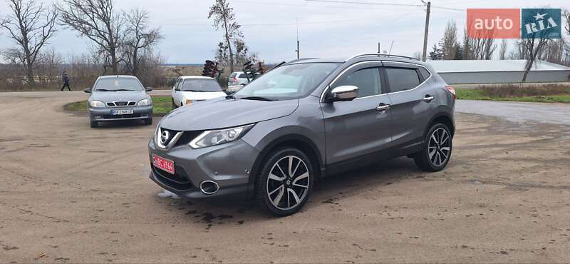 Позашляховик / Кросовер Nissan Qashqai 2016 в Новоархангельську