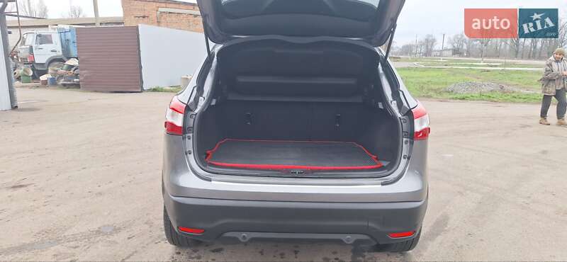 Позашляховик / Кросовер Nissan Qashqai 2016 в Новоархангельську