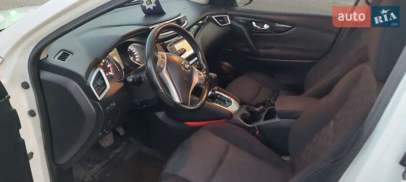 Позашляховик / Кросовер Nissan Qashqai 2016 в Хмельницькому