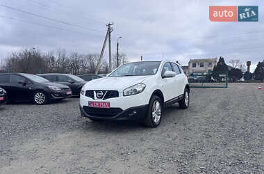 Позашляховик / Кросовер Nissan Qashqai 2013 в Звенигородці