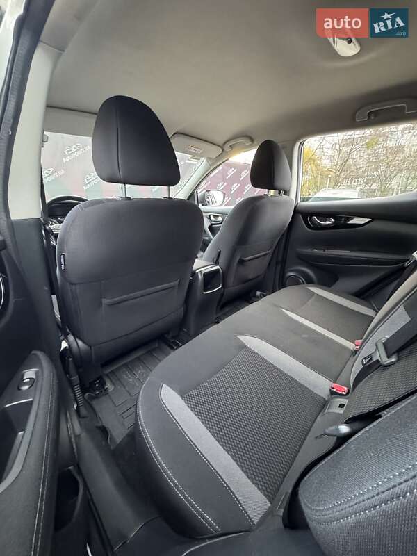 Внедорожник / Кроссовер Nissan Qashqai 2018 в Сумах