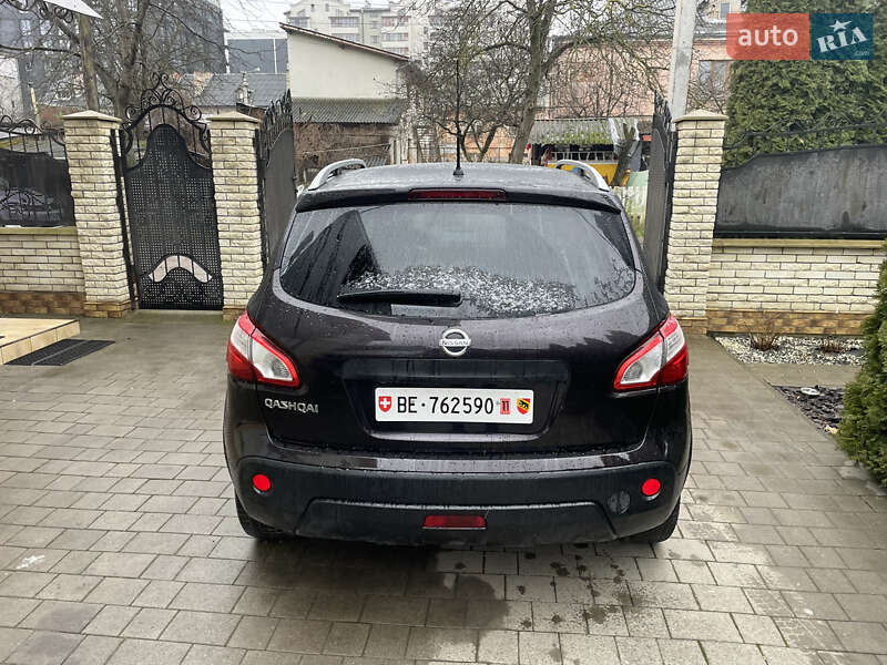 Внедорожник / Кроссовер Nissan Qashqai 2010 в Ивано-Франковске