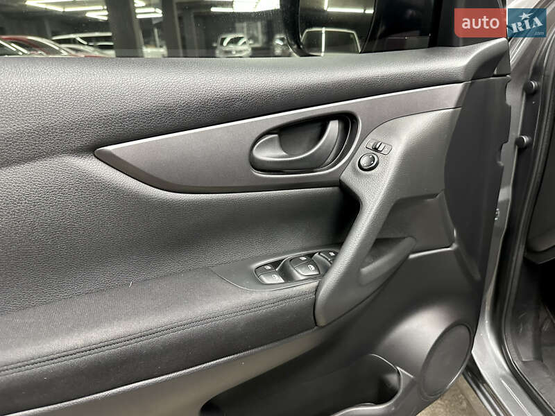 Внедорожник / Кроссовер Nissan Qashqai 2018 в Харькове