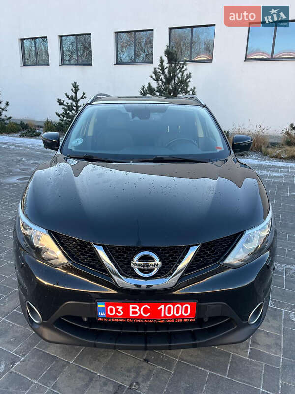 Внедорожник / Кроссовер Nissan Qashqai 2016 в Луцке