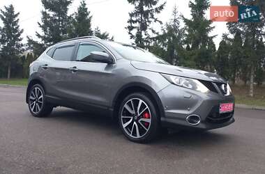 Позашляховик / Кросовер Nissan Qashqai 2015 в Тернополі