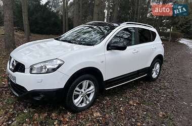 Позашляховик / Кросовер Nissan Qashqai 2010 в Кореці