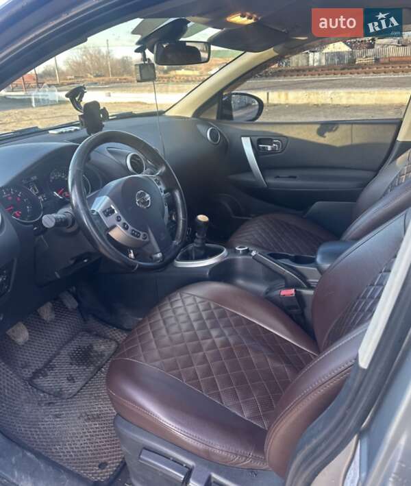 Позашляховик / Кросовер Nissan Qashqai 2011 в Охтирці