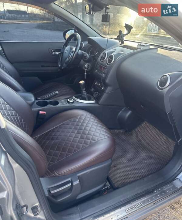 Позашляховик / Кросовер Nissan Qashqai 2011 в Охтирці