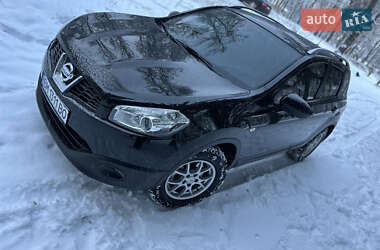 Позашляховик / Кросовер Nissan Qashqai 2013 в Глухові