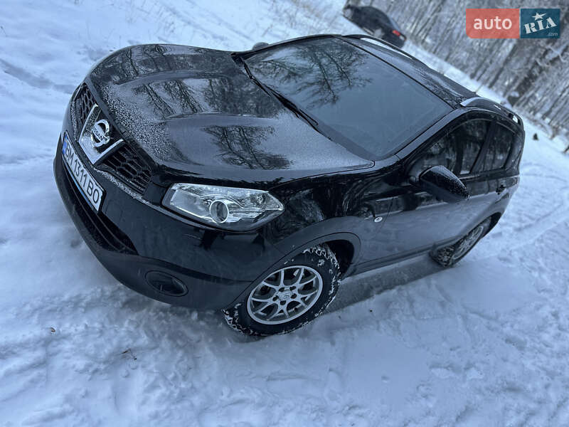 Внедорожник / Кроссовер Nissan Qashqai 2013 в Глухове