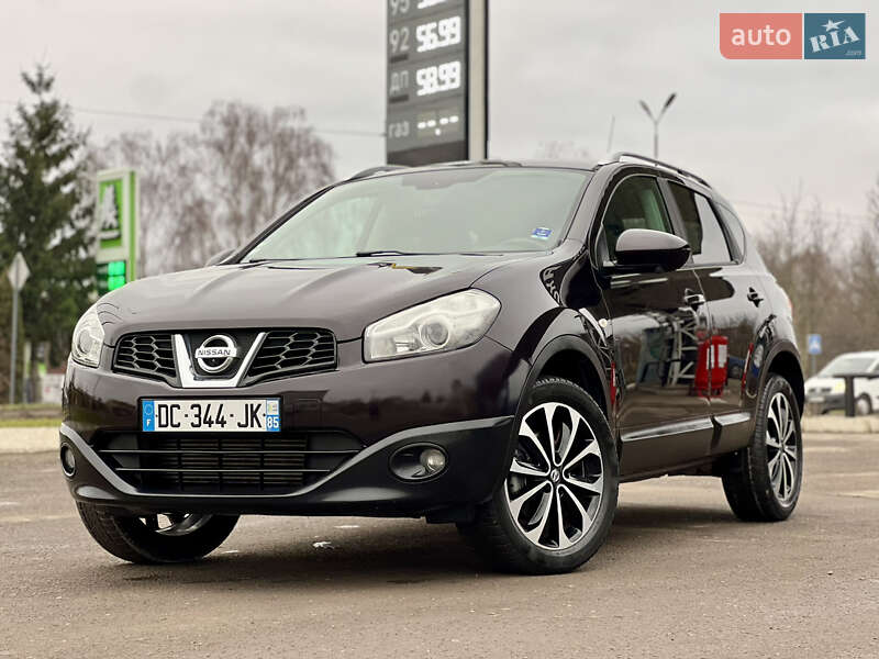 Позашляховик / Кросовер Nissan Qashqai 2013 в Дубні