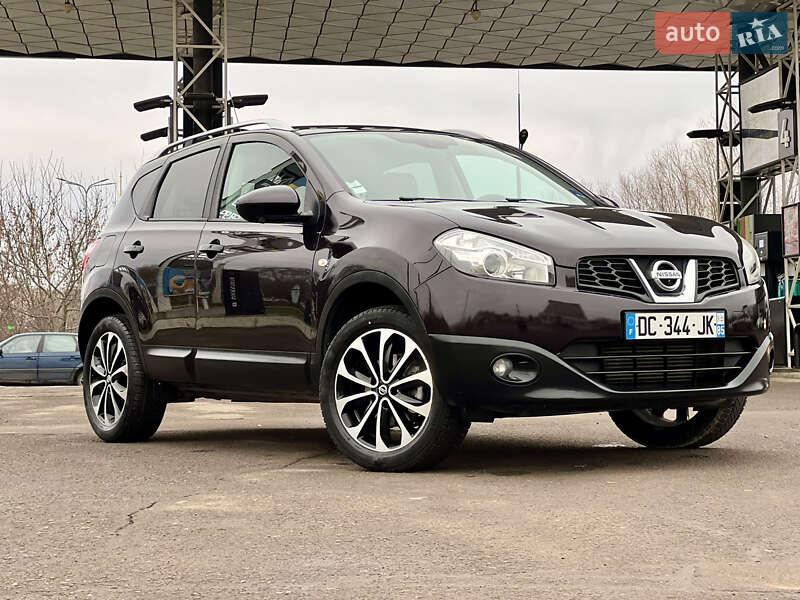 Позашляховик / Кросовер Nissan Qashqai 2013 в Дубні