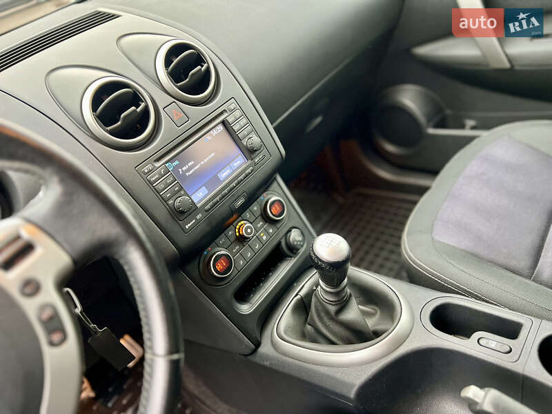 Позашляховик / Кросовер Nissan Qashqai 2013 в Дубні