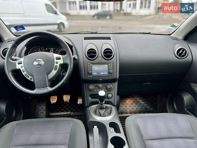 Позашляховик / Кросовер Nissan Qashqai 2013 в Дубні