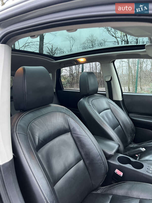 Внедорожник / Кроссовер Nissan Qashqai 2010 в Луцке