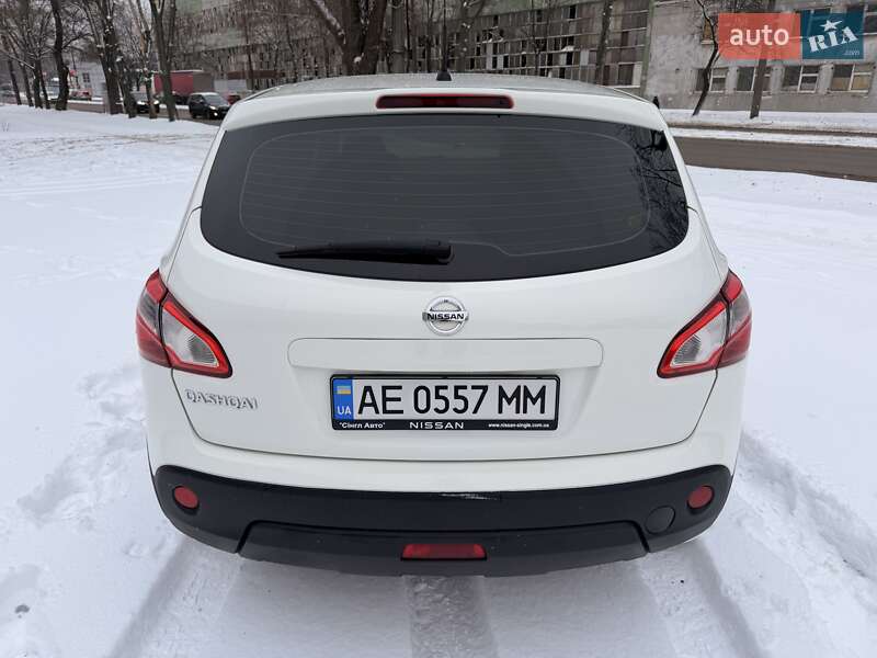 Внедорожник / Кроссовер Nissan Qashqai 2012 в Днепре