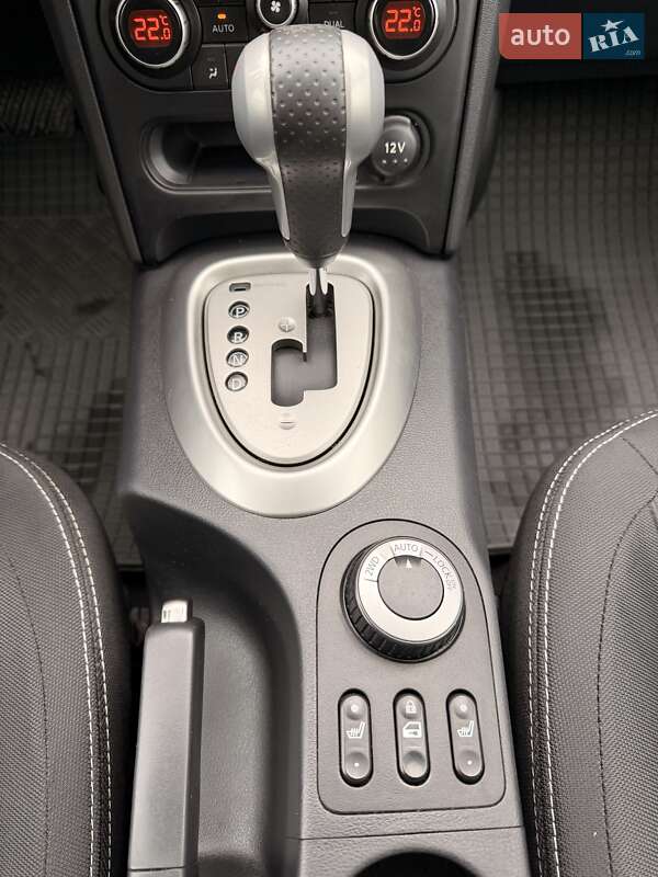 Внедорожник / Кроссовер Nissan Qashqai 2012 в Днепре