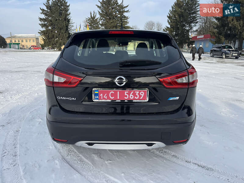 Внедорожник / Кроссовер Nissan Qashqai 2014 в Новоархангельске