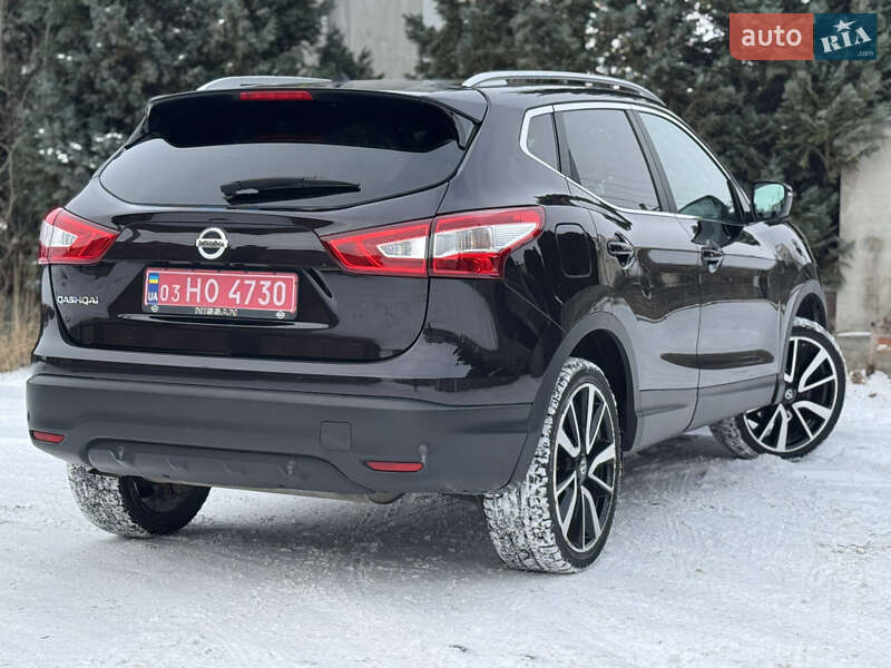 Позашляховик / Кросовер Nissan Qashqai 2014 в Луцьку фото 23 Позашляховик / Кросовер Nissan Qashqai 2014 в Луцьку