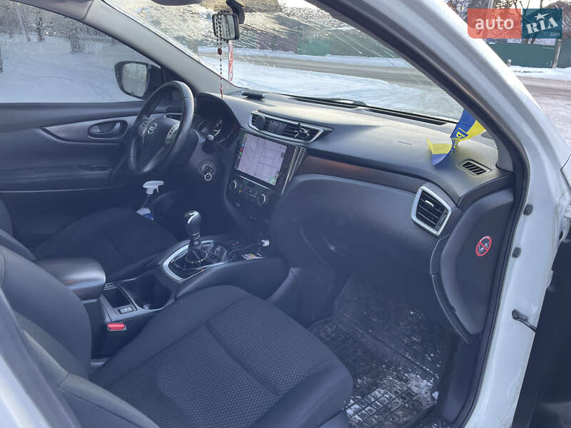 Внедорожник / Кроссовер Nissan Qashqai 2017 в Киеве