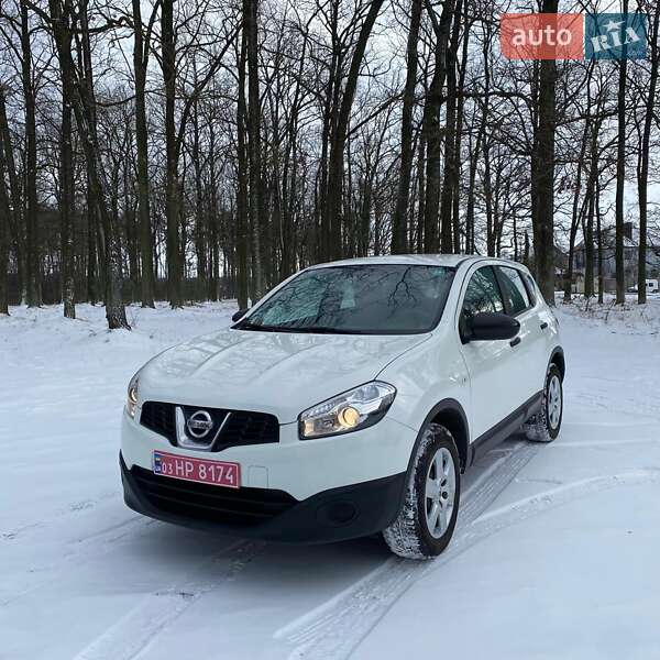 Внедорожник / Кроссовер Nissan Qashqai 2012 в Киверцах