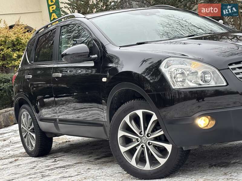 Внедорожник / Кроссовер Nissan Qashqai 2009 в Дрогобыче