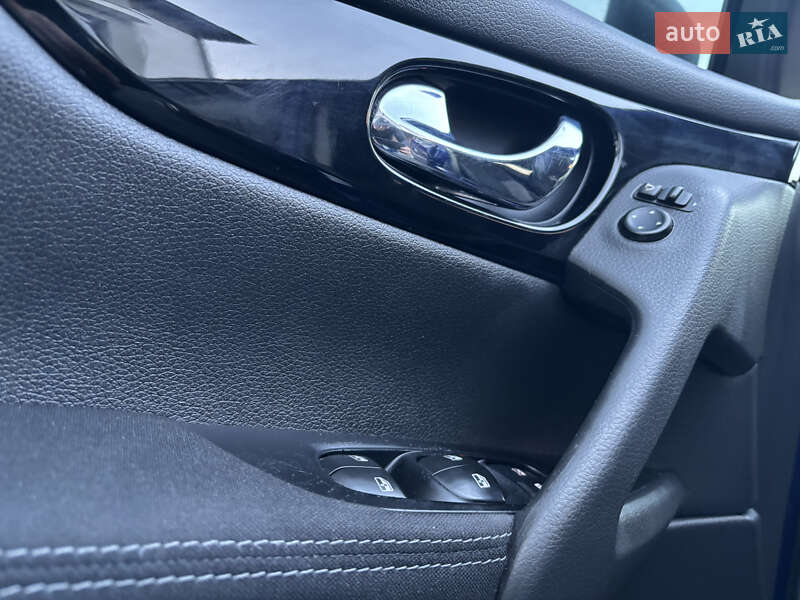 Внедорожник / Кроссовер Nissan Qashqai 2020 в Львове