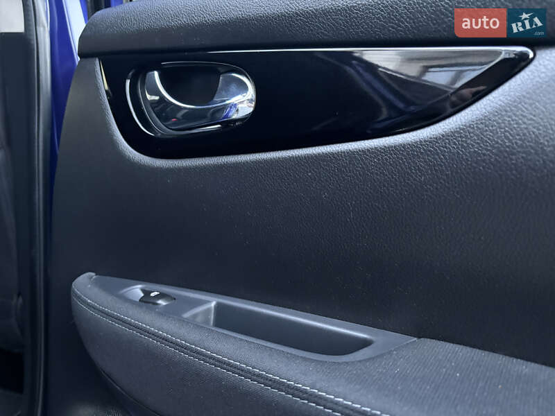 Внедорожник / Кроссовер Nissan Qashqai 2020 в Львове