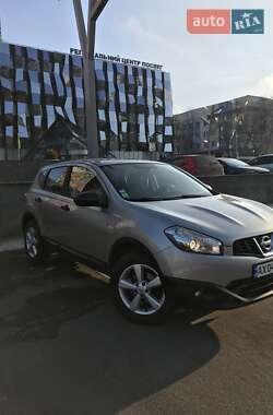 Внедорожник / Кроссовер Nissan Qashqai 2010 в Киеве