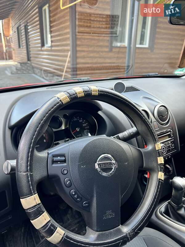 Внедорожник / Кроссовер Nissan Qashqai 2009 в Косове