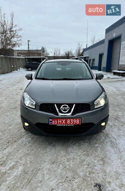 Внедорожник / Кроссовер Nissan Qashqai 2013 в Сумах