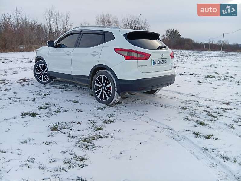 Внедорожник / Кроссовер Nissan Qashqai 2014 в Жовкве