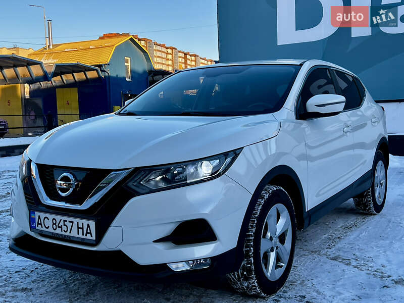 Позашляховик / Кросовер Nissan Qashqai 2017 в Тернополі