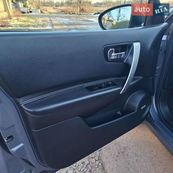 Внедорожник / Кроссовер Nissan Qashqai 2010 в Самборе