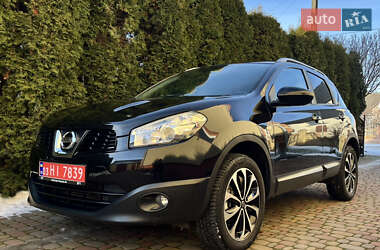 Позашляховик / Кросовер Nissan Qashqai 2011 в Млиніві